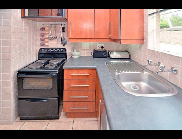 2 BEDROOM TOWNHOUSE FOR SALE IN FAIRLAND